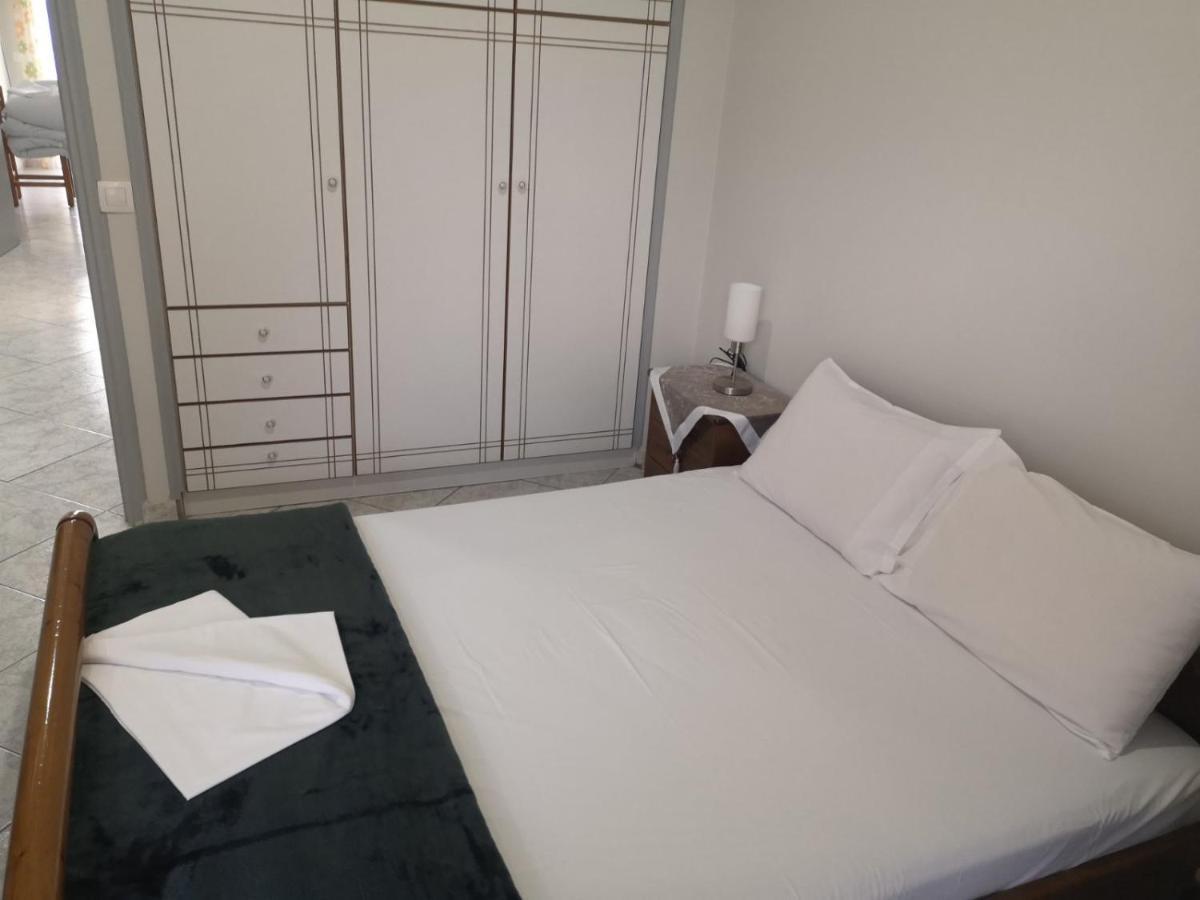 קלמאטה Panos & Antzy Apartments מראה חיצוני תמונה