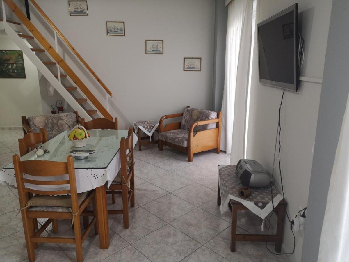 קלמאטה Panos & Antzy Apartments מראה חיצוני תמונה