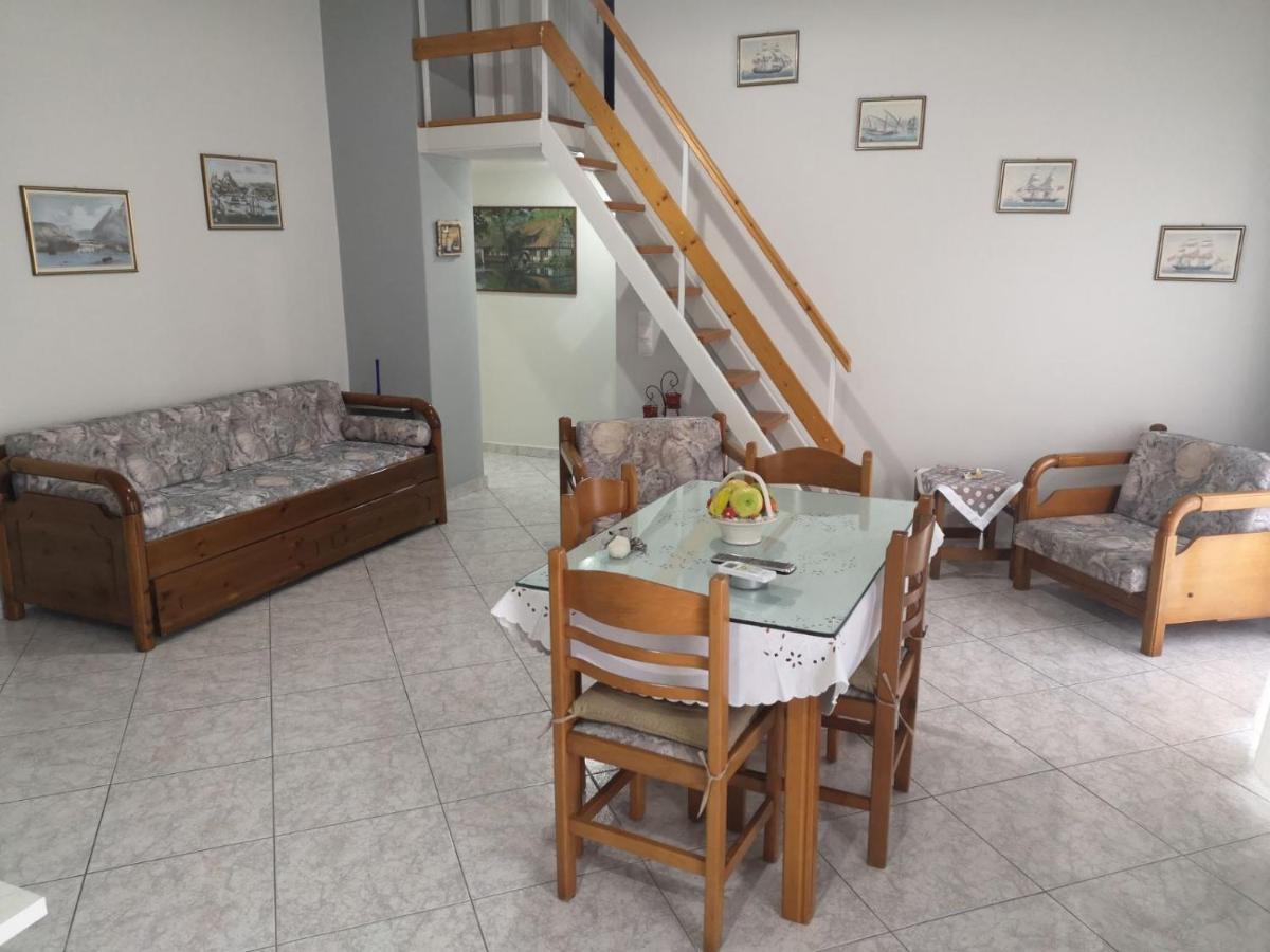 קלמאטה Panos & Antzy Apartments מראה חיצוני תמונה