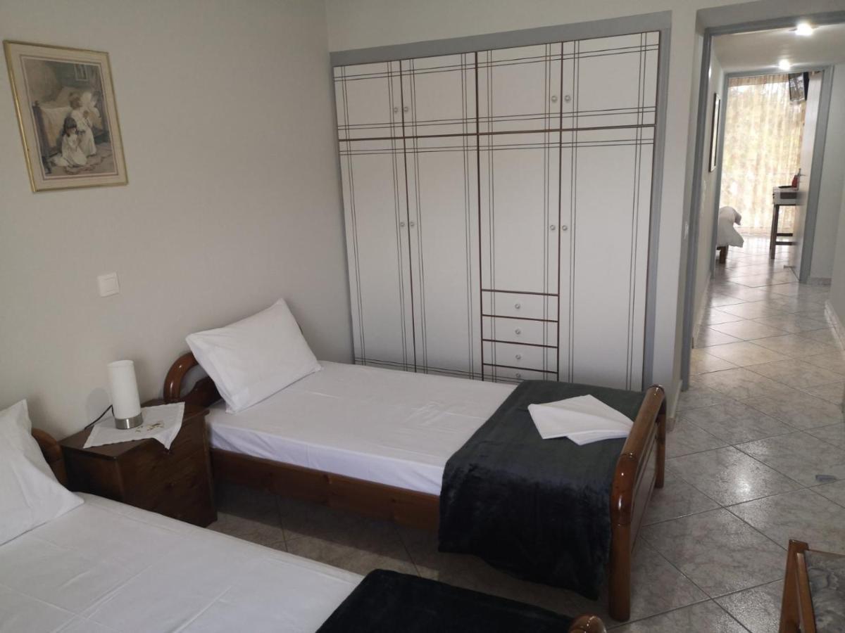 קלמאטה Panos & Antzy Apartments מראה חיצוני תמונה